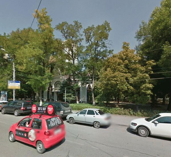 Банкомат ЮниКредита по адресу ул. Большая Садовая,  д. 113