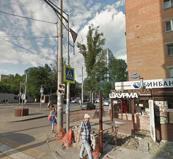 Банкомат Банка «ФК Открытие» по адресу ул. Максима Горького,  д. 220/112