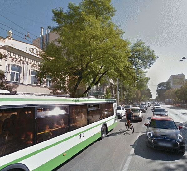 Банкомат банка ВТБ по адресу ул. Большая Садовая,  д. 108а