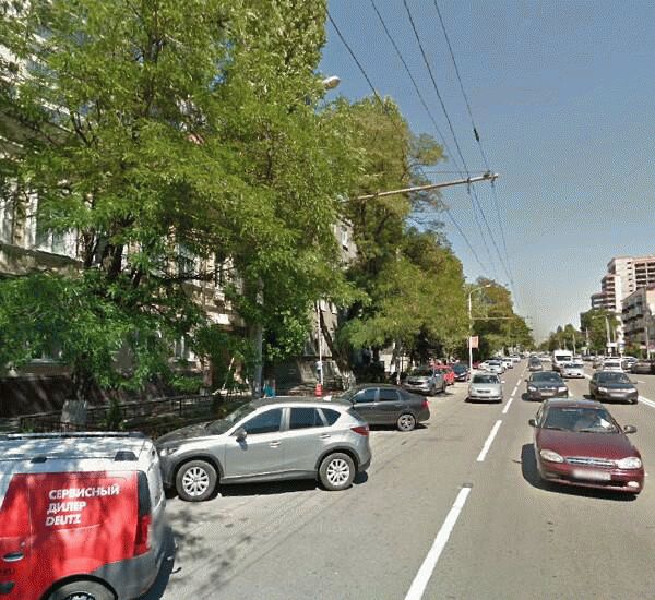 Банкомат Уральского Банка Реконструкции и Развития по адресу ул. Красноармейская,  д. 19/58