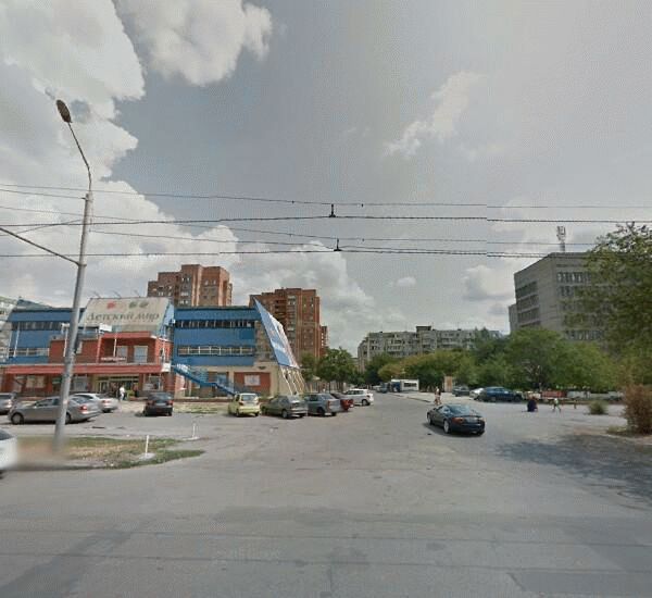 Отделение банка Траст по адресу пр. Космонавтов, д. 9